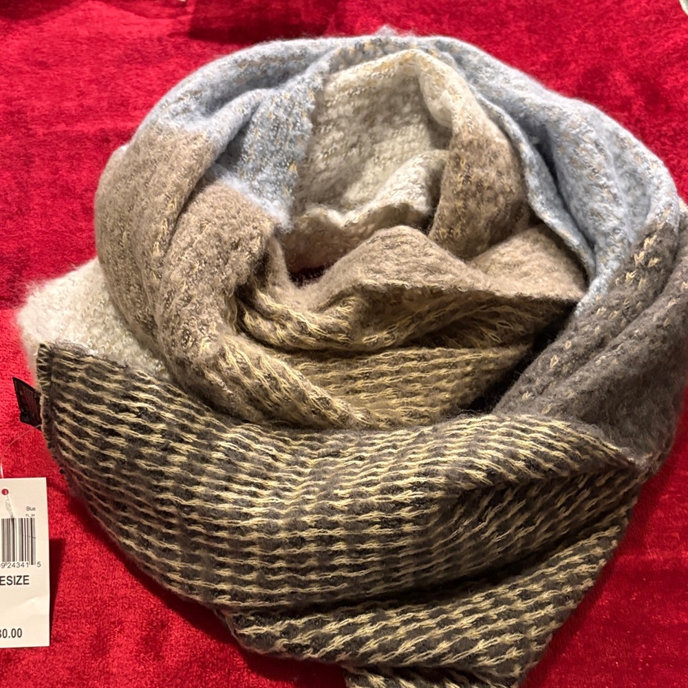 Cozy Beige and Blue Woven neck scarf doesn’t tie muffler new with tags